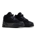 Air Jordan 3 Retro Black Cat 2025 (GS) – lifestyle foto | Purekickz