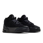 Air Jordan 3 Retro Black Cat 2025 (GS) – lifestyle foto | Purekickz