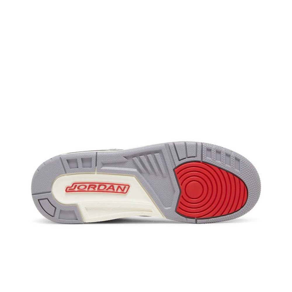 Air Jordan 3 Retro White Cement Reimagined (GS) – zadní pohled | Purekickz