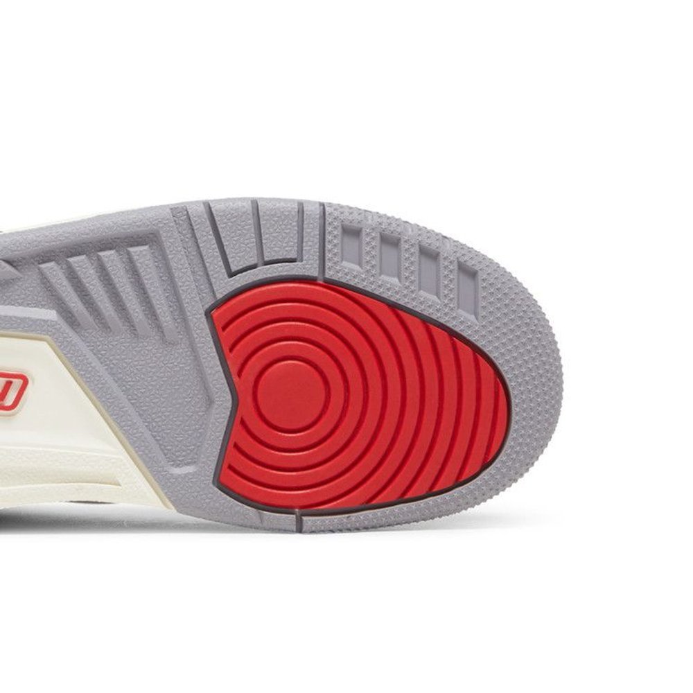 Air Jordan 3 Retro White Cement Reimagined (GS) – pohled shora | Purekickz