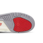 Air Jordan 3 Retro White Cement Reimagined (GS) – pohled shora | Purekickz