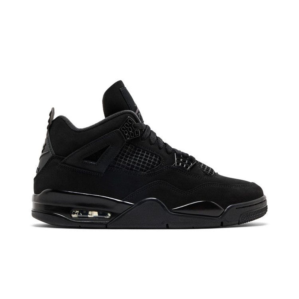 Air Jordan 4 Retro Black Cat 2025 – boční pohled | Purekickz