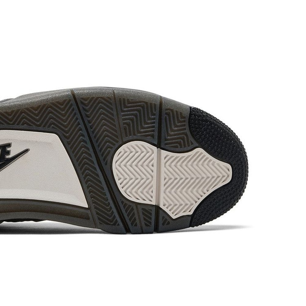 Air Jordan 4 Retro Cave Stone – pohled shora | Purekickz