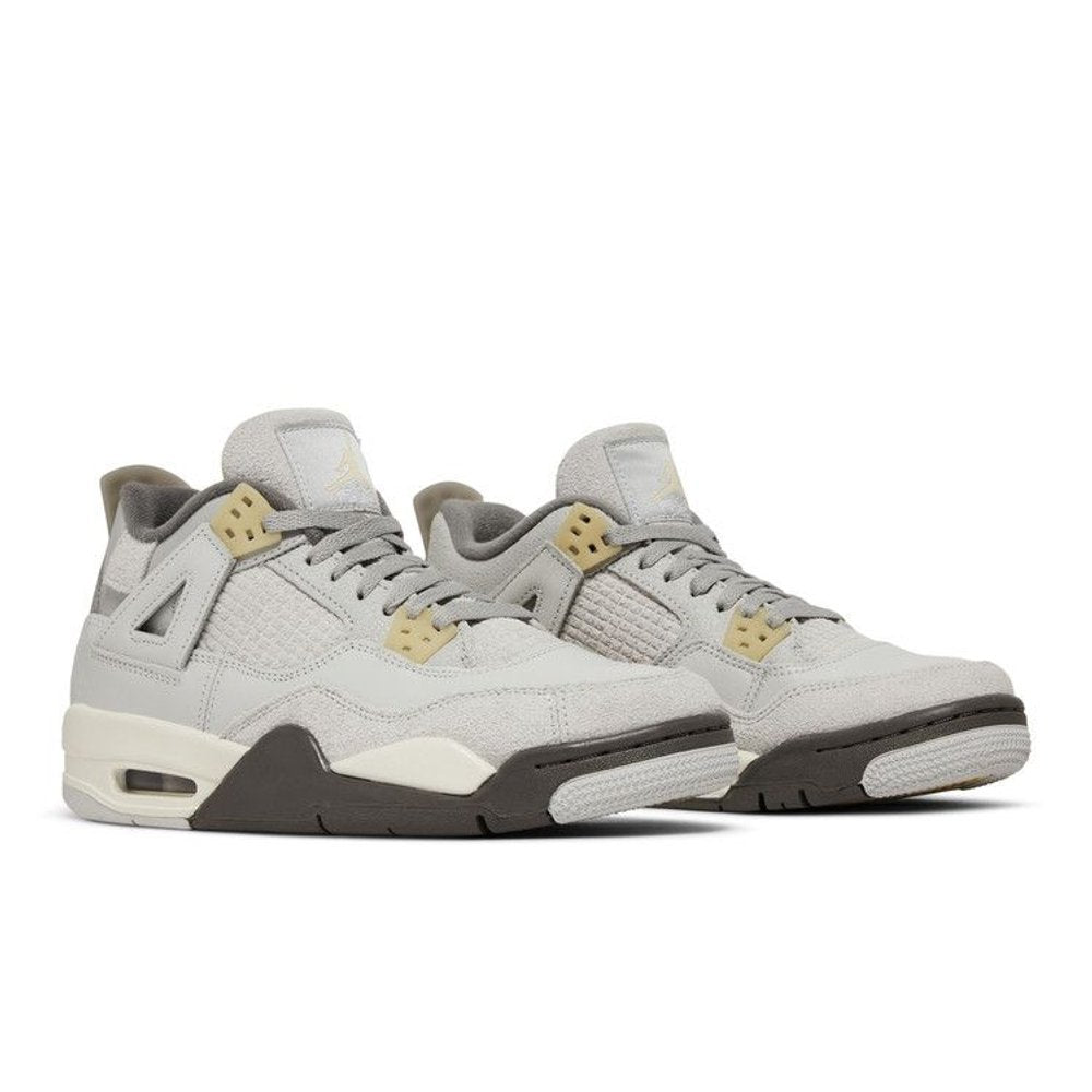 Air Jordan 4 Retro SE Craft Photon Dust – lifestyle foto | Purekickz