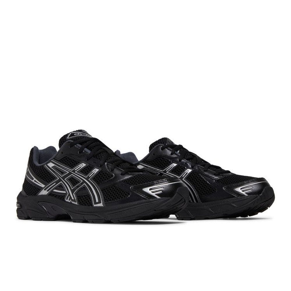 ASICS Gel-1130 Black Pure Silver – lifestyle foto | Purekickz