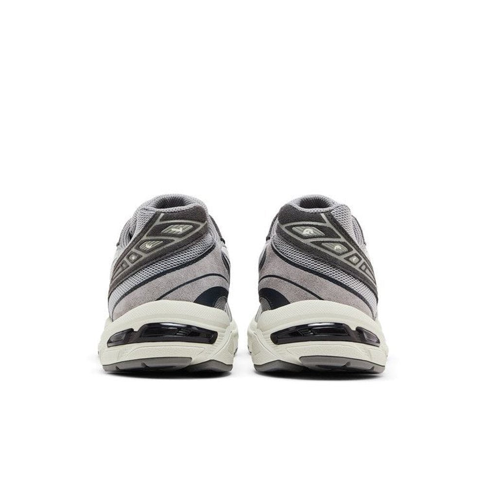 ASICS Gel-1130 Cement Grey Clay Grey – podrážka | Purekickz