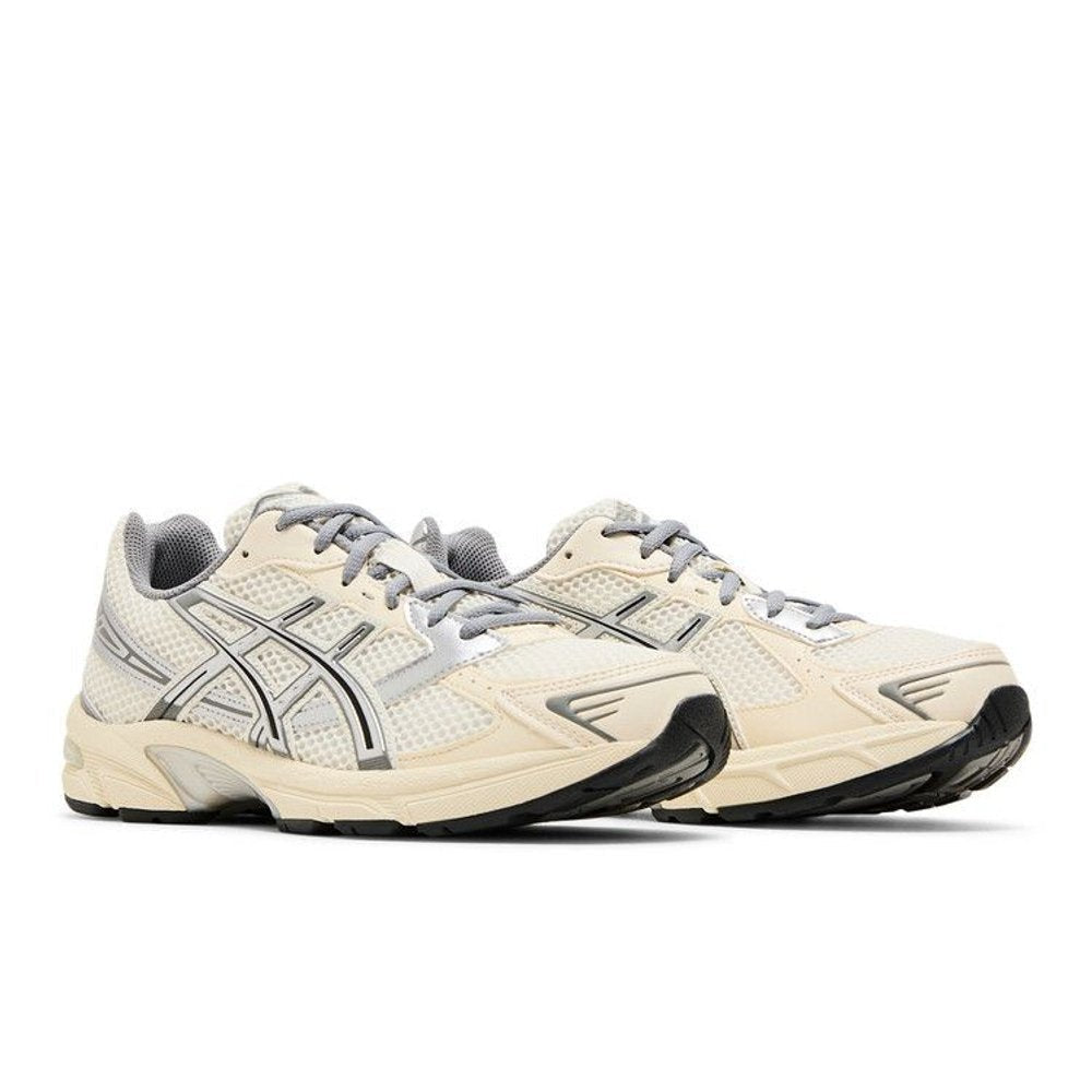 ASICS Gel-1130 Cream Clay Grey (W) – lifestyle foto | Purekickz