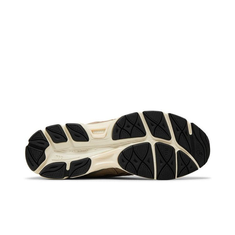 ASICS Gel-NYC Black Greige – zadní pohled | Purekickz