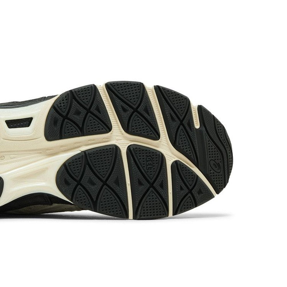 ASICS Gel-NYC White Smoke Grey – pohled shora | Purekickz