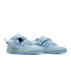 Bad Bunny x adidas Forum Buckle Low Big Kid 'Blue Tint' – lifestyle foto | Purekickz