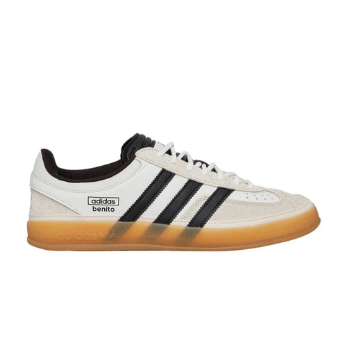 Bad Bunny x adidas Gazelle Indoor 'Core White' – boční pohled | Purekickz