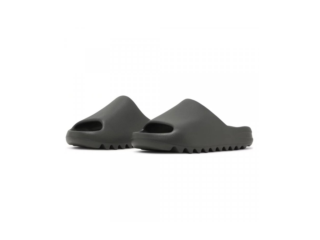 Yeezy Slide Dark Onyx