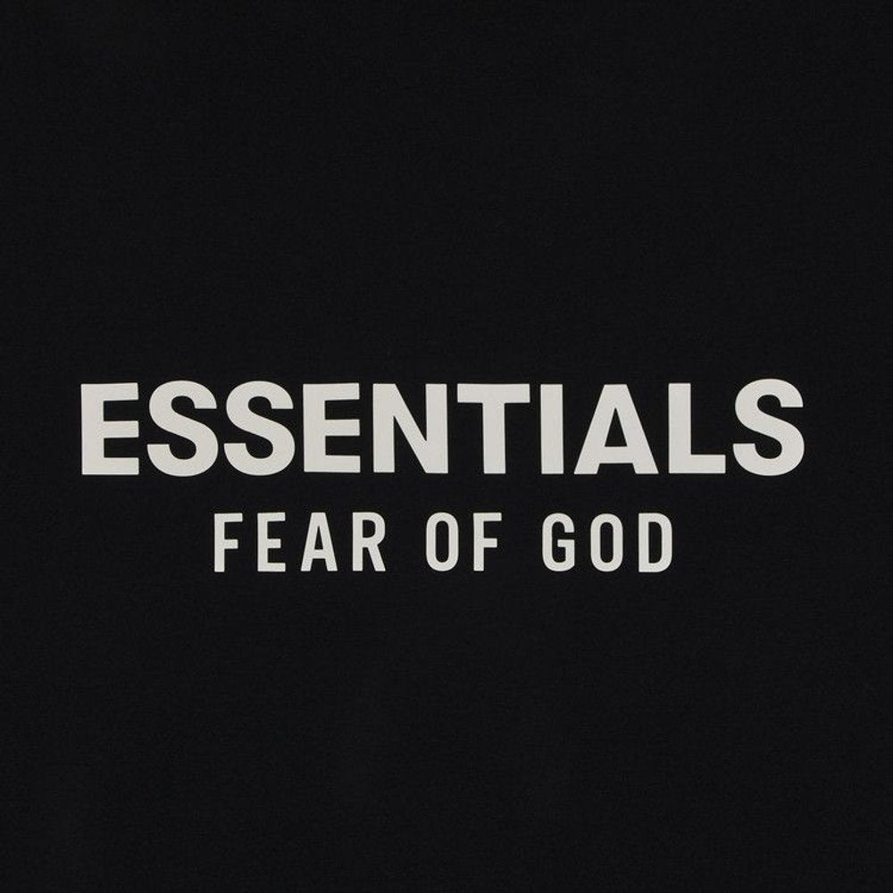 Fear of God Essentials Classic Short Sleeve Tee Jet Black – detail | Purekickz