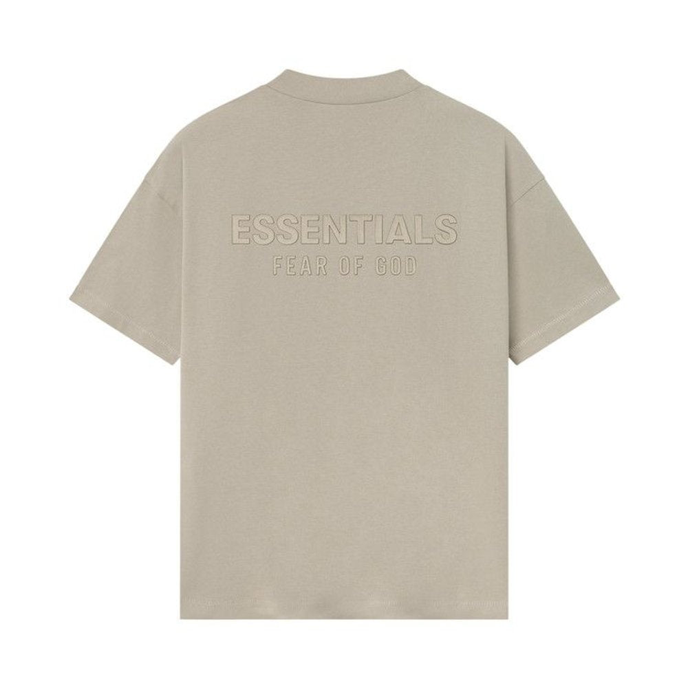 Fear of God Essentials Classic Tee Timber – boční pohled | Purekickz