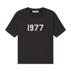 Fear of God Essentials S22 1977 Tee Iron – hlavní pohled | Purekickz