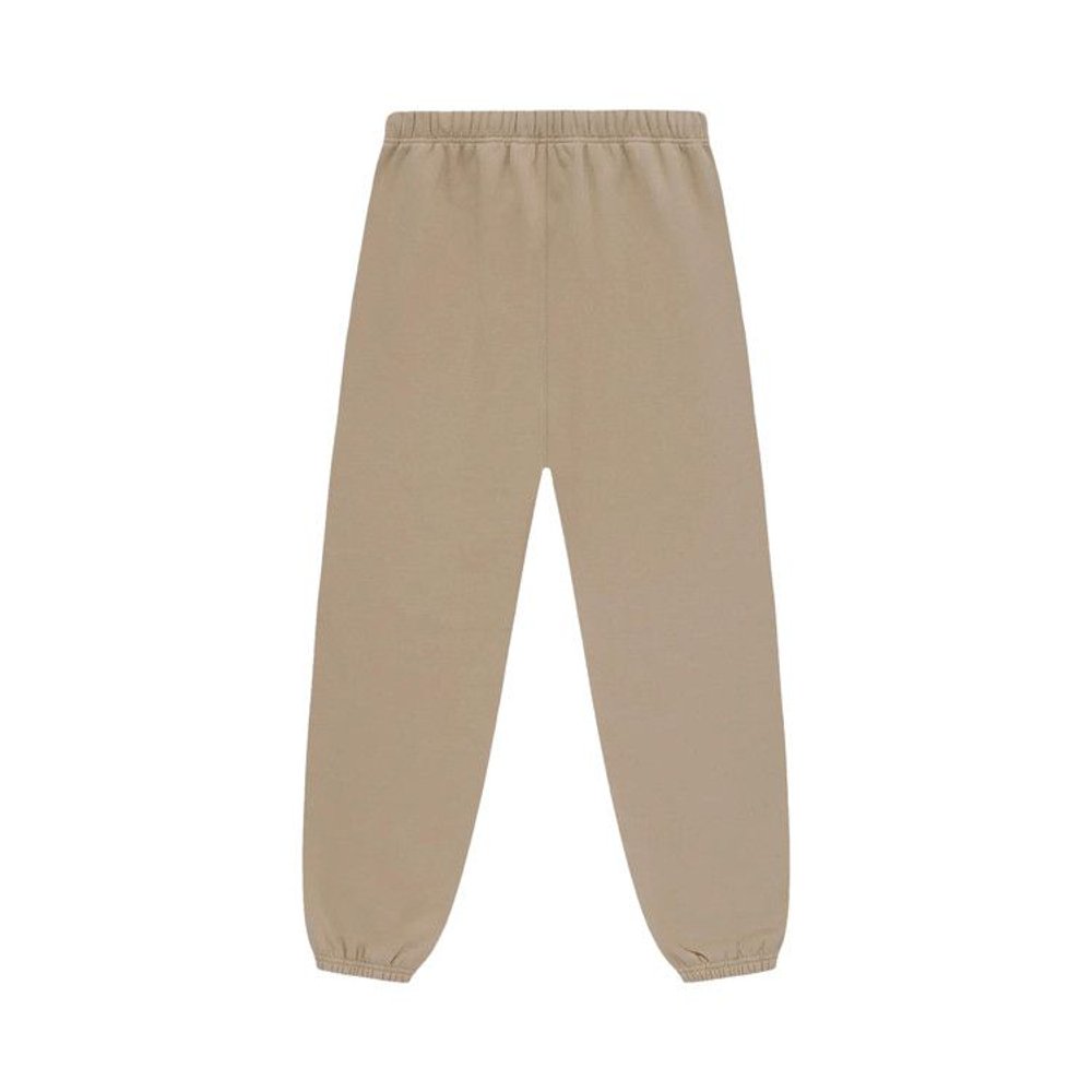 Fear of God Essentials Fleece Sweatpant 'Desert Sand' – boční pohled | Purekickz