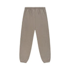 Fear of God Essentials Fleece Sweatpant 'Heather Grey' – boční pohled | Purekickz