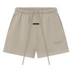Fear of God Essentials Soccer Fleece Shorts Timber – hlavní pohled | Purekickz