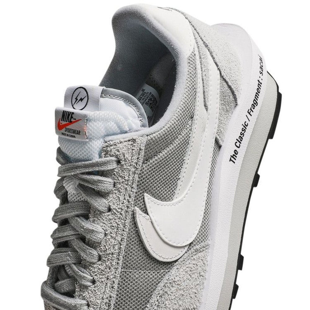 Fragment Design x sacai x Nike LDV Waffle 'Light Smoke Grey' – pohled 10 | Purekickz
