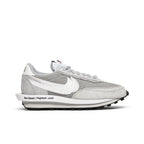 Fragment Design x sacai x Nike LDV Waffle 'Light Smoke Grey' – boční pohled | Purekickz