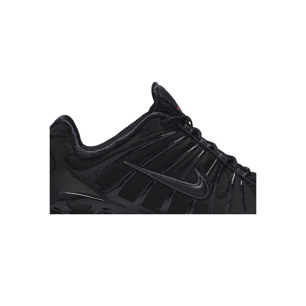 Nike Shox TL Black Metallic Hematite – boční pohled | Purekickz