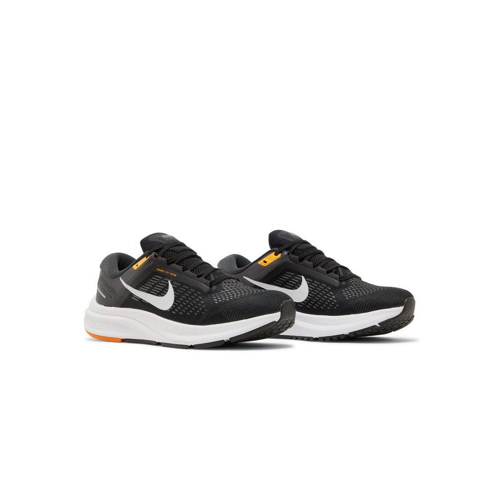 Nike Air Zoom Structure 24 Black Kumquat – lifestyle foto | Purekickz