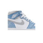Jordan 1 Retro High Hyper Royal Smoke Grey – boční pohled | Purekickz