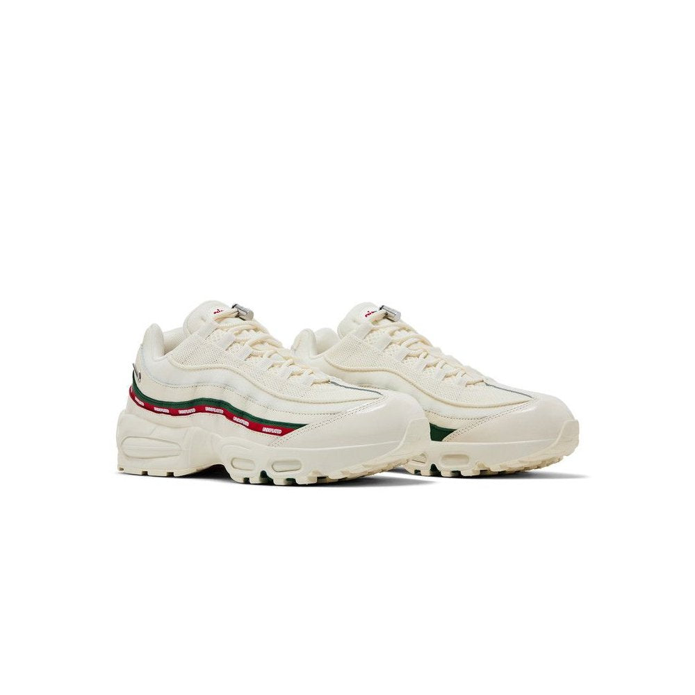 Nike Air Max 95 SP Undefeated Sail – lifestyle foto | Purekickz