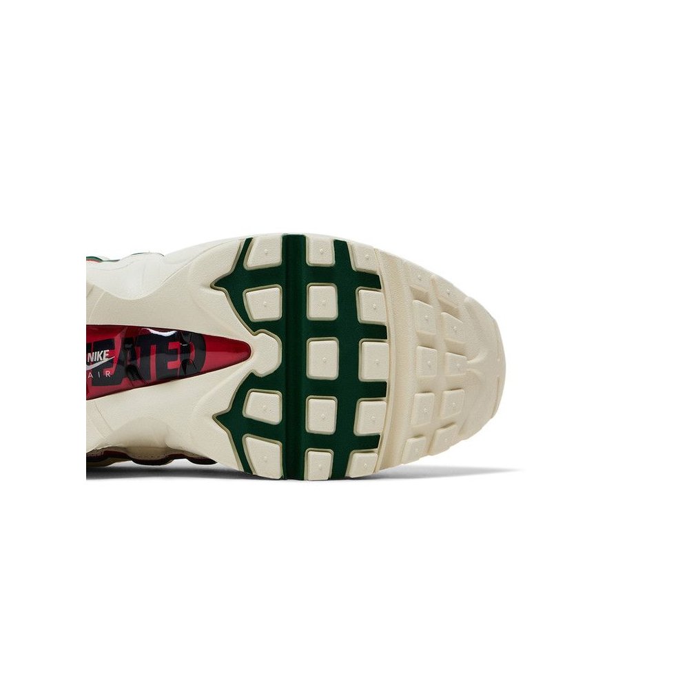 Nike Air Max 95 SP Undefeated Sail – pohled shora | Purekickz