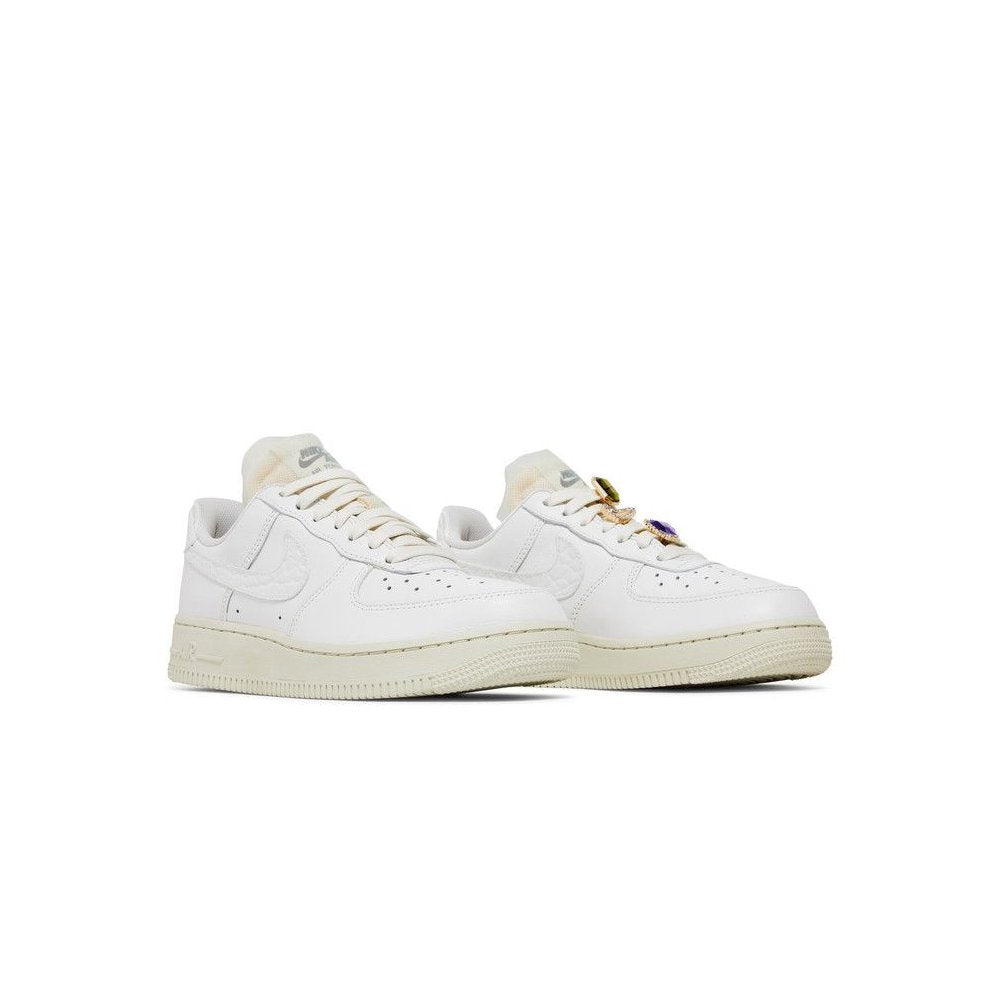 Nike Air Force 1 Low Prm Jewels White – lifestyle foto | Purekickz
