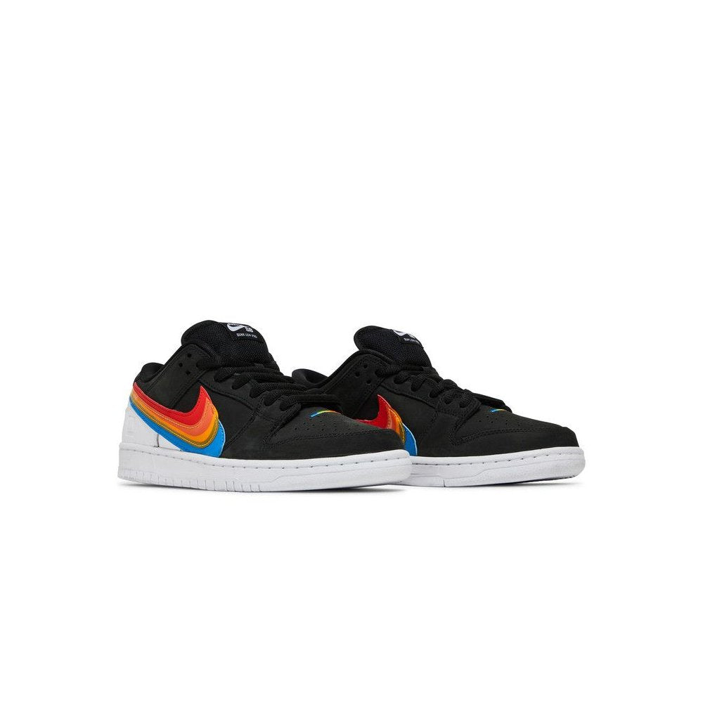 Nike SB Dunk Low Polaroid – lifestyle foto | Purekickz