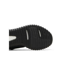 adidas Yeezy Boost 350 Pirate Black (2023) – pohled shora | Purekickz