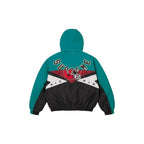 Supreme MM6 Maison Margiela Split Stadium Jacket Black – boční pohled | Purekickz