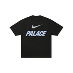 Palace x Nike Font Swoosh T-shirt Black – boční pohled | Purekickz