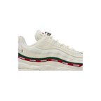 Nike Air Max 95 SP Undefeated Sail – boční pohled | Purekickz