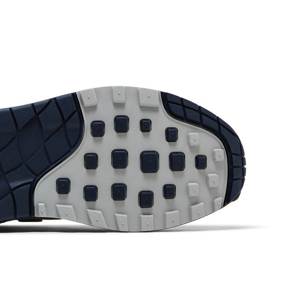 Jacquemus x Nike Wmns Air Max 1 '86 'Big Bubble - Silver' – pohled shora | Purekickz