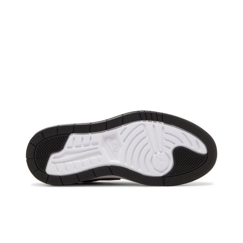 Jordan 1 Elevate Low Black Gym Red White (W) – zadní pohled | Purekickz