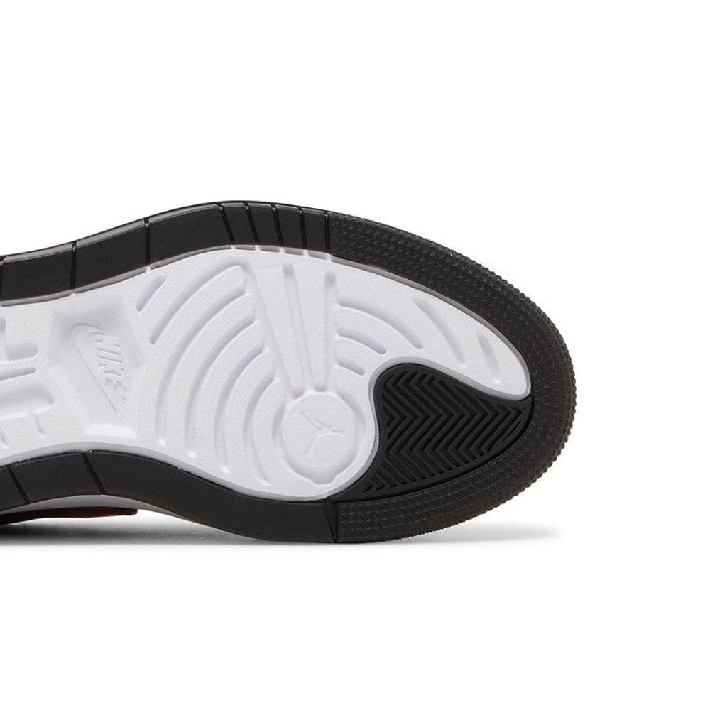 Jordan 1 Elevate Low Black Gym Red White (W) – pohled shora | Purekickz