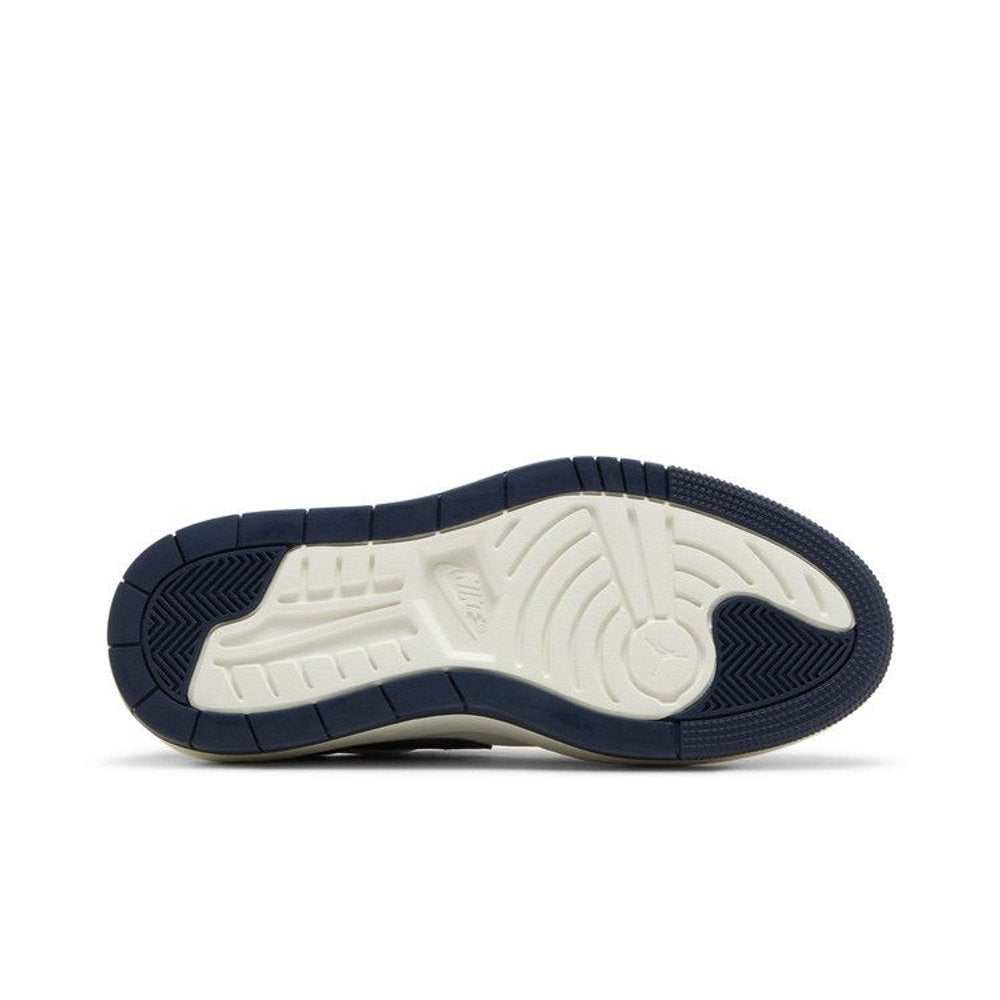 Jordan 1 Elevate Low Midnight Navy (W) – zadní pohled | Purekickz