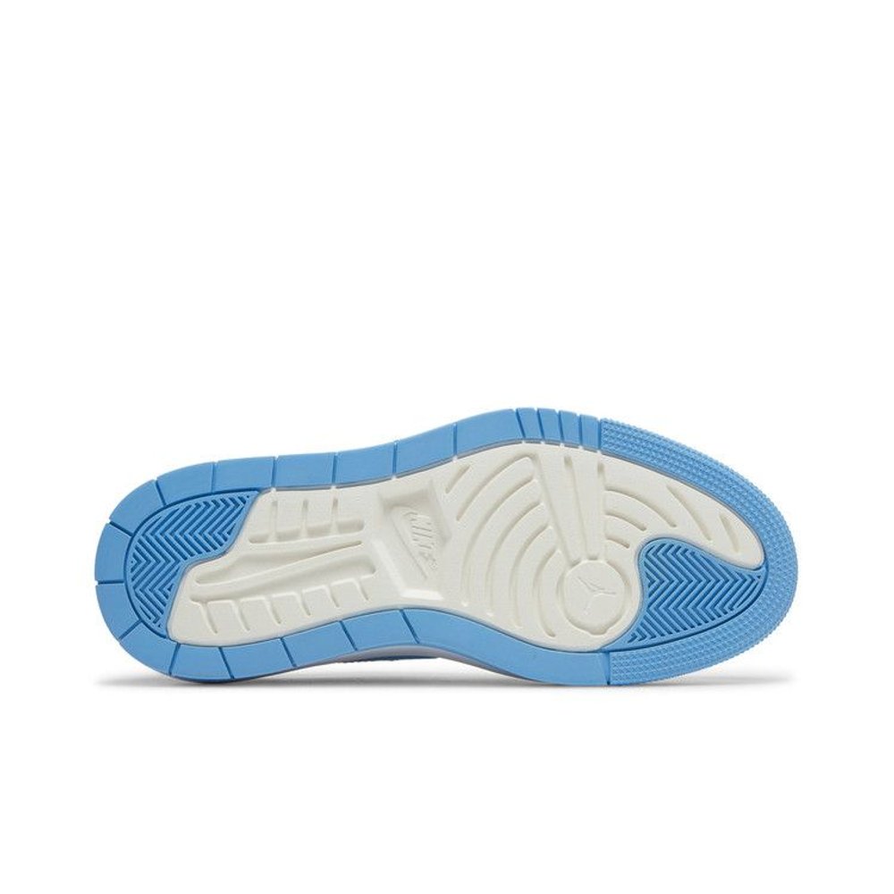 Jordan 1 Elevate Low SE University Blue (W) – zadní pohled | Purekickz