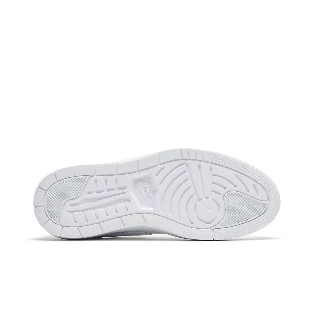 Jordan 1 Elevate Low Triple White (W) – zadní pohled | Purekickz