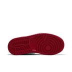Jordan 1 High OG Ruby – zadní pohled | Purekickz