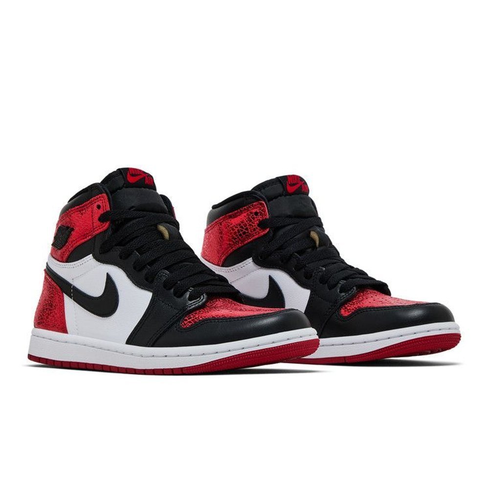 Jordan 1 High OG Ruby – lifestyle foto | Purekickz