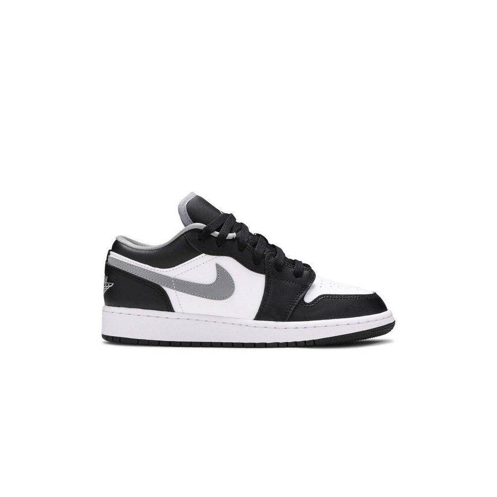 Jordan 1 Low Black White Grey (GS) – hlavní pohled | Purekickz