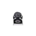 Jordan 1 Low Black White Grey (GS) – detail materiálu | Purekickz