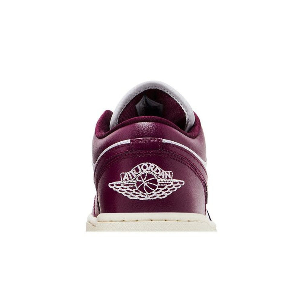 Jordan 1 Low Bordeaux (W) – detail materiálu | Purekickz