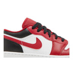 Jordan 1 Low Bulls (GS) – detail | Purekickz