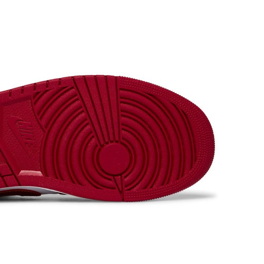 Jordan 1 Low Cardinal Red – pohled shora | Purekickz