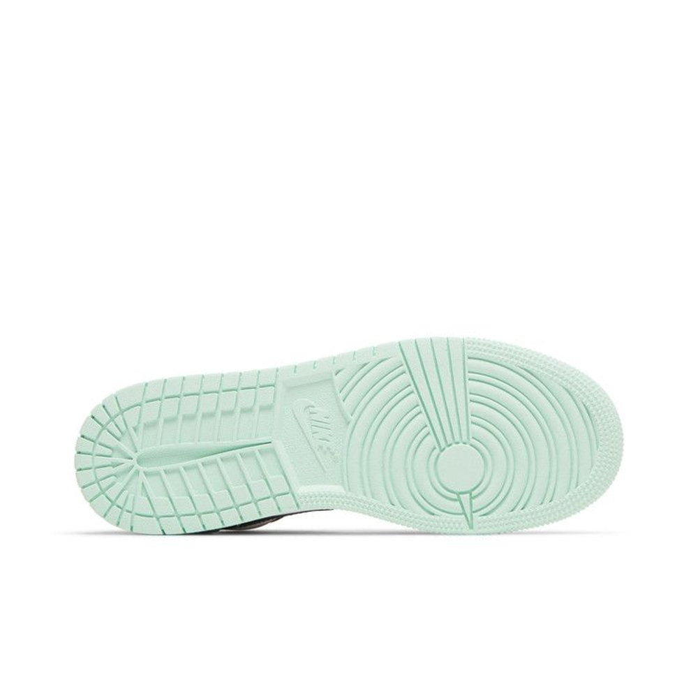 Jordan 1 Low Easter Pastel Tie-Dye (GS) – zadní pohled | Purekickz