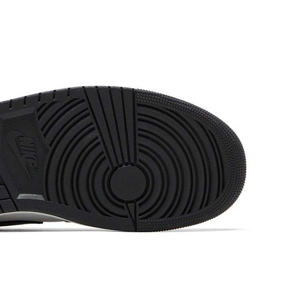Jordan 1 Low Grey White – pohled shora | Purekickz